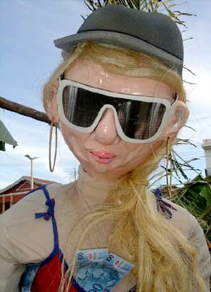 Viúva de milionário virou Judas no nordeste