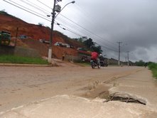 Retirada de barro no Green Valley é criticada