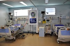 Governado Sergio Cabral inaugura nova UTI