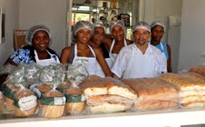 Curso forma novos padeiros e confeiteiros em RB